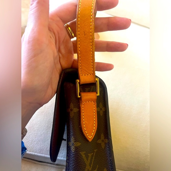 LOUIS VUITTON St. Cloud Crossbody/Shoulder Bag - Picture 10 of 17